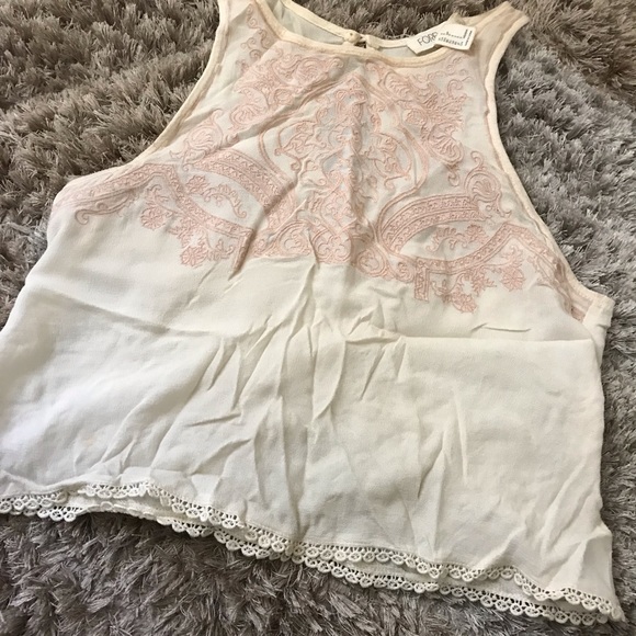 F21 Cream and Soft pink lace top - Picture 4 of 7